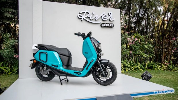 electric scooters with largest storage
