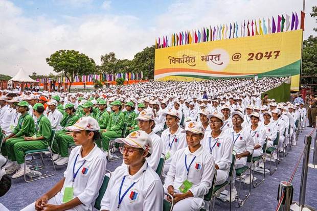 NCC cadets during full dress rehearsal for the 78th Independence Day celebrations at Red Fort, in New Delhi. (Photo source: PTI)