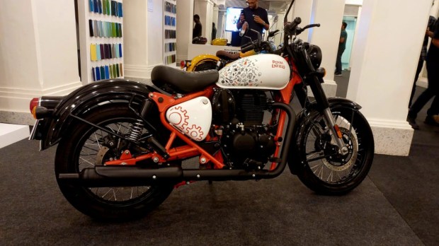 classic 350 blue price