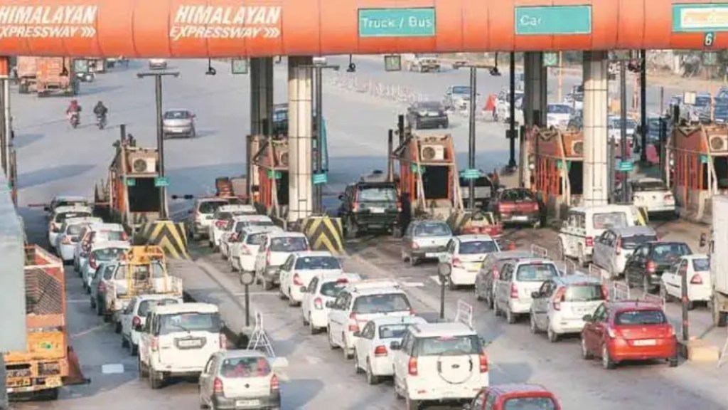 The live monitoring system will provide real-time congestion alerts and recommend lane adjustments when vehicle queues exceed the prescribed limit at a toll plaza.
