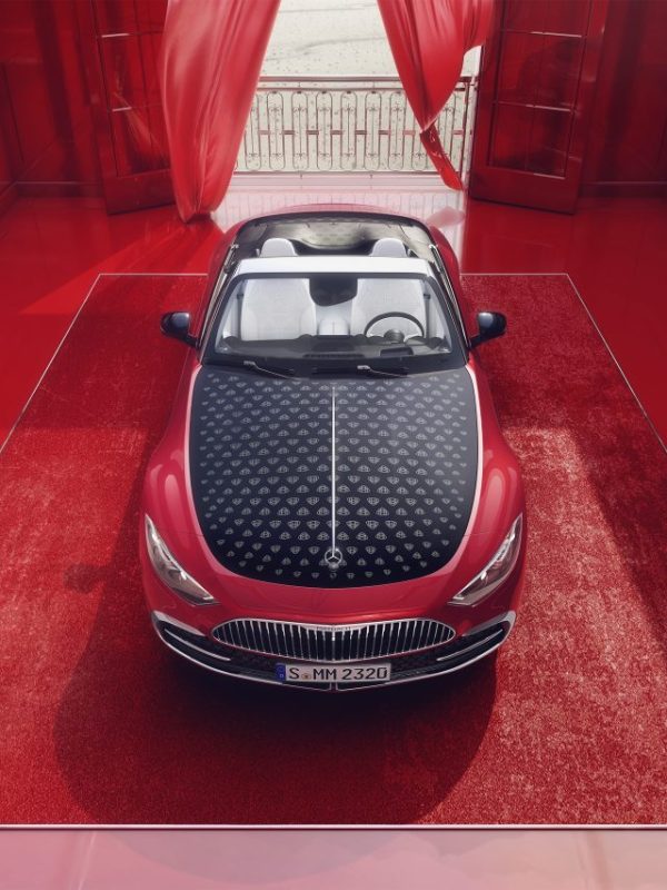 Mercedes- Maybach SL 680 Monochrome Series Red