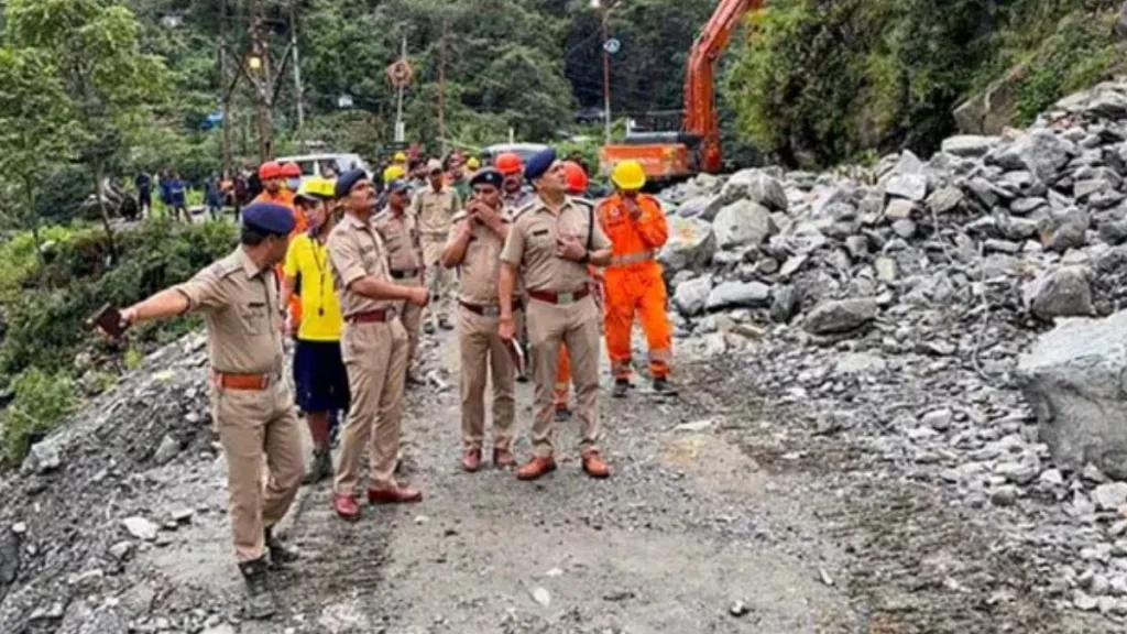Five dead, three injured after landslide hit Sonprayag on Kedarnath yatra route