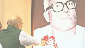 Book Review: A barber’s son who picked up the book Karpoori Thakur