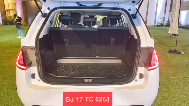 MG Windsor EV boot