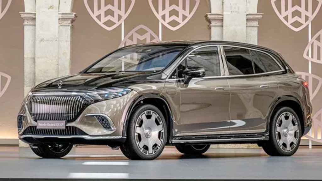 mercedes-maybach EQS