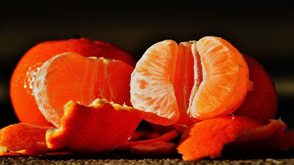 Sideeffects of consuming too much vitamin C that you must know Life News The Financial Express