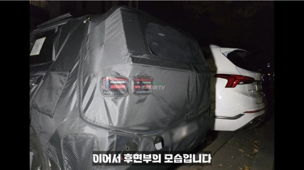 Hyundai Venue spied