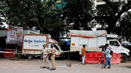 Shooters set off smoke firecracker to disrupt vision of cops in Baba Siddique's security detail