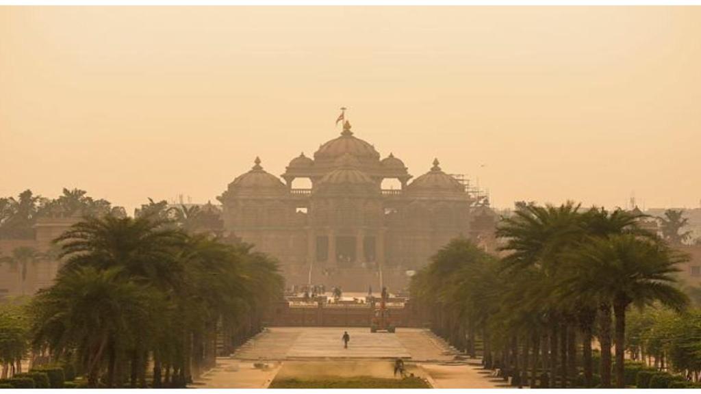 As Delhi air quality worsens ahead of Diwali, crackdown on firecracker ban violations announced