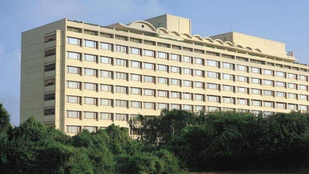 Oberoi hotel, Industry, Hotel industry, Mayfair, Oberoi Group, EIH London Investments