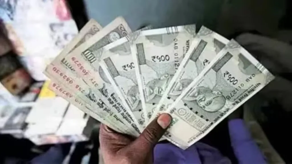 Indian rupee falls to all-time low