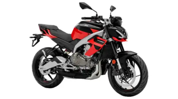 aprilia tuono 457 vs ktm 390 duke