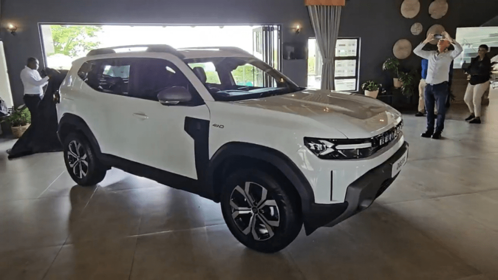 Renault-Duster-RHD