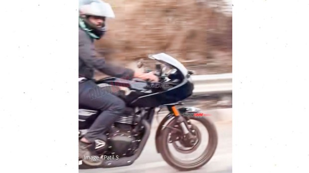 Triumph Thruxton 400