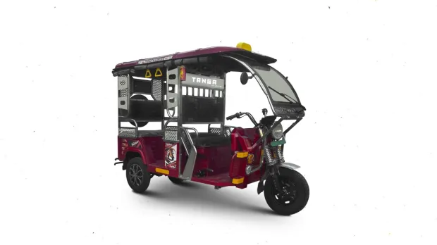 Zelio e-rickshaw Tanga SS