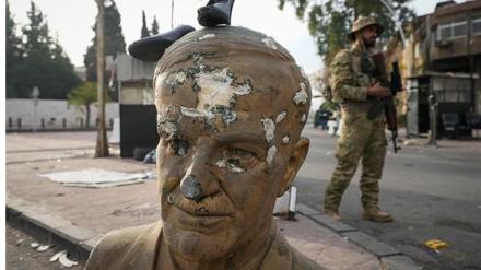 Syria civil war: Ex-President Bashar Assad's father Hafez Assad’s tomb set on fire by rebels in Qardaha | Top developments
