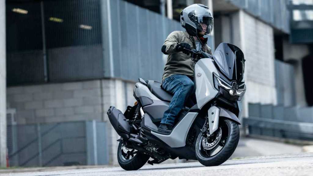 yamaha nmax techmax