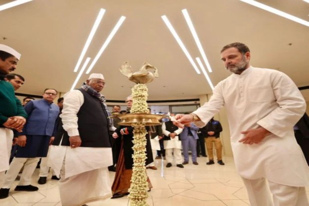 The event was attended by members of the Congress Working Committee, Permanent and Special Invitees, as well as party leaders from state branches. (Photo Credit: Congress)