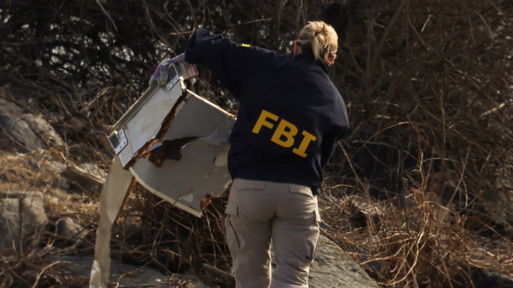 Washington plane crash - air traffic controller