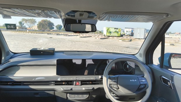 Kia Syros review dashboard