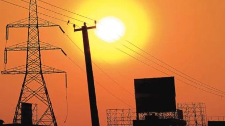 Discom privatisation gets a leg up, UP invites tenders for two units