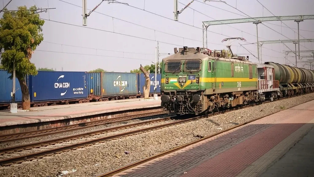 goods train india pexels