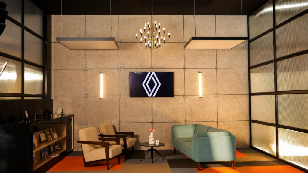 Sayonara, Nissan? Renault in JV talks with JSW