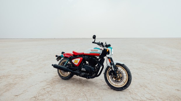 Royal Enfield Shotgun 650 Icon Motosports (1)