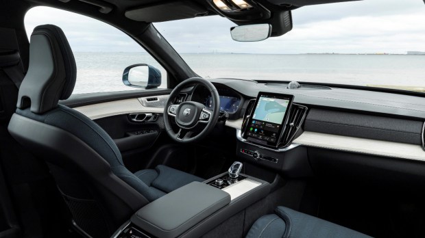Volvo XC90 interiors