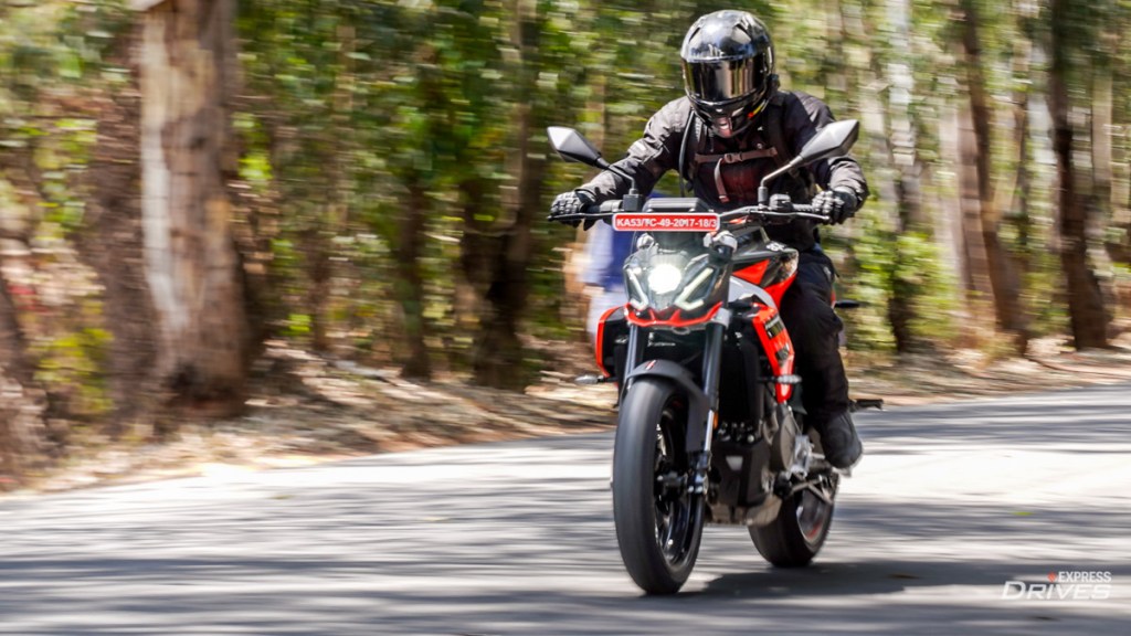 Motorcycle helmet retention system explained — Which is the safest?