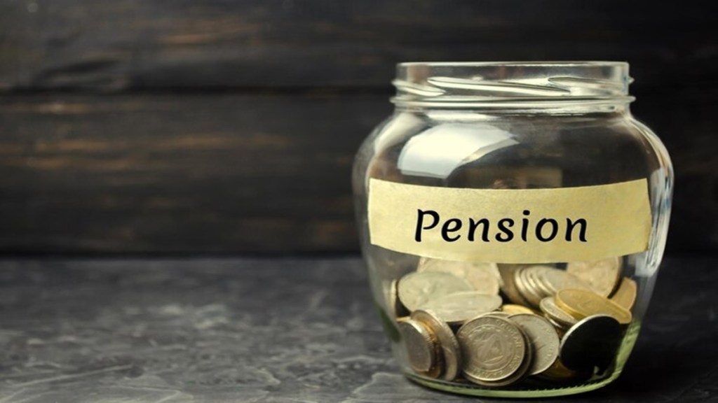 Under the UPS to be effective from April 1, the employee contribution shall remain unchanged. (Image Source: Freepik)