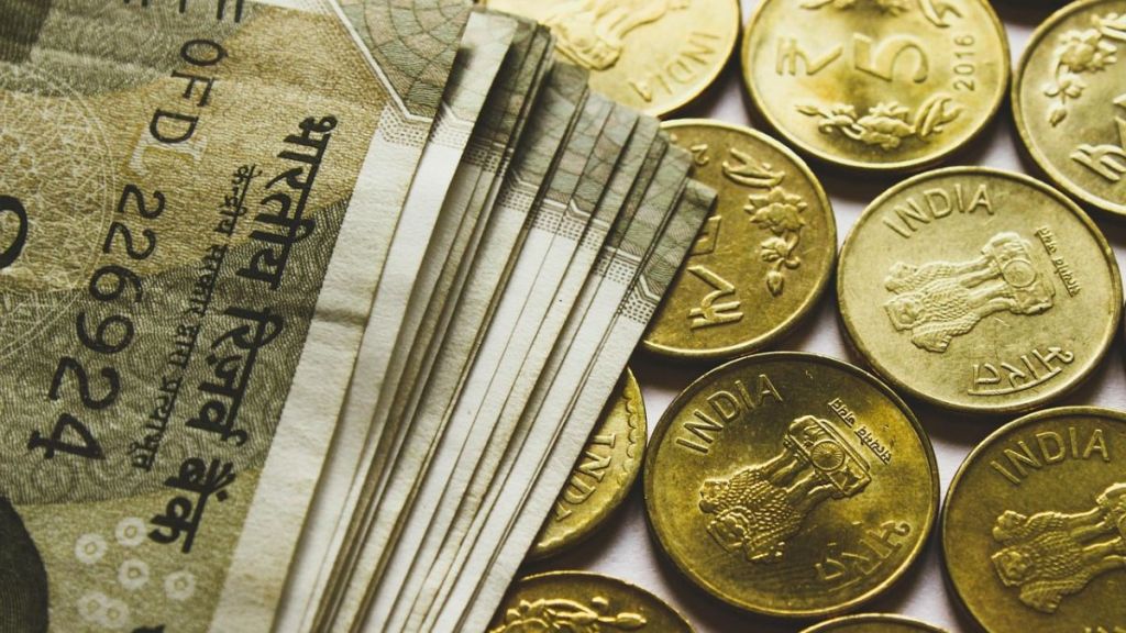 rupee, US dollar, RBI, dollar vs rupee, sovereign bonds, India-Pakistan conflict
