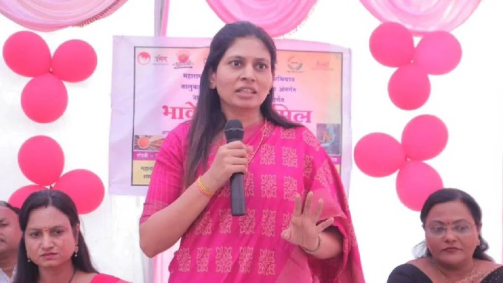 Union Minister Khadse files complaint on daughter’s harassment by miscreants in Jalgaon, Devendra fadnavis assures of strict action. (Image Source: Instagram)