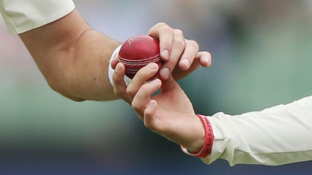 Saliva ban lifted from IPL