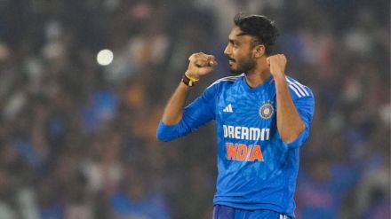 axar patel pti