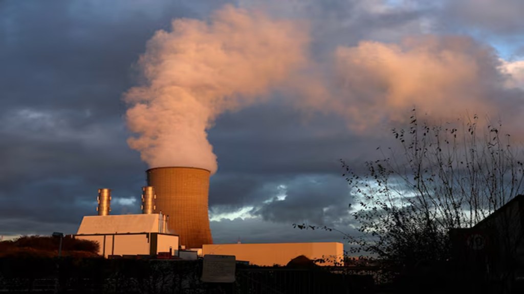 GDP, climate change, Greening the Financial System, NGFS, global climate policies, climate