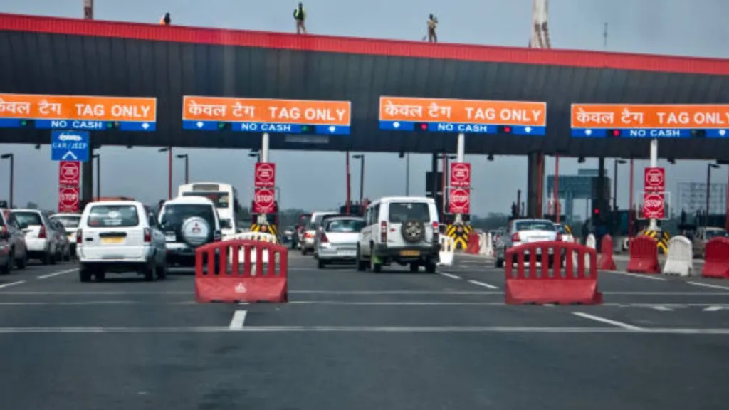 Toll rates increased for major highways, impacting Delhi commuters / Represetative Photo . (Image Source: PTI)