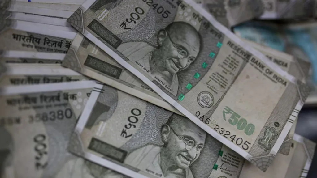 economic condition, US dollar, crude oil prices, currency, market consolidation, infrastructure, RBI, Indian government bonds, fiscal consolidation, government spending
