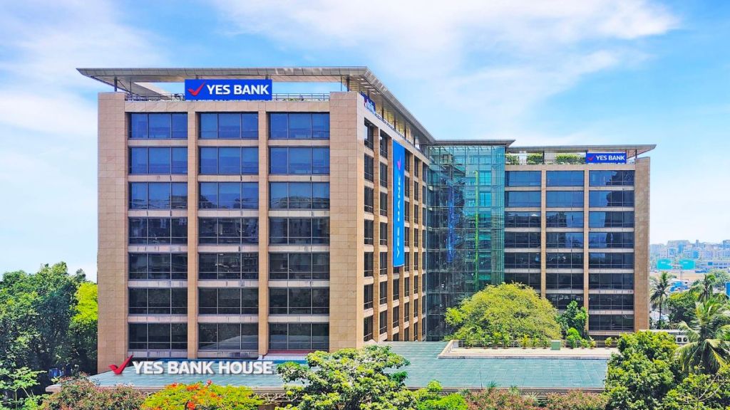 SMFG, Yes Bank, banks, banking sector, Carlyle Group, stake sale, acquisition, stake buy, convertible bonds
