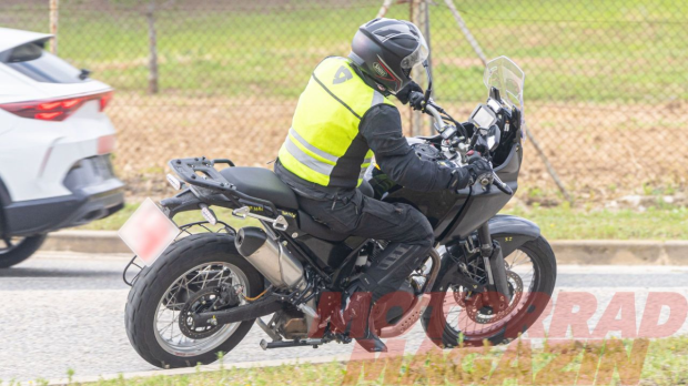 Royal Enfield Himalayan 750 (2)