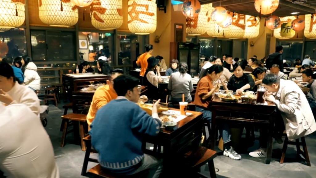 Chinese restaurant in Singapore goes viral for imposing 104% surcharge on Americans