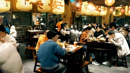 Chinese restaurant in Singapore goes viral for imposing 104% surcharge on Americans
