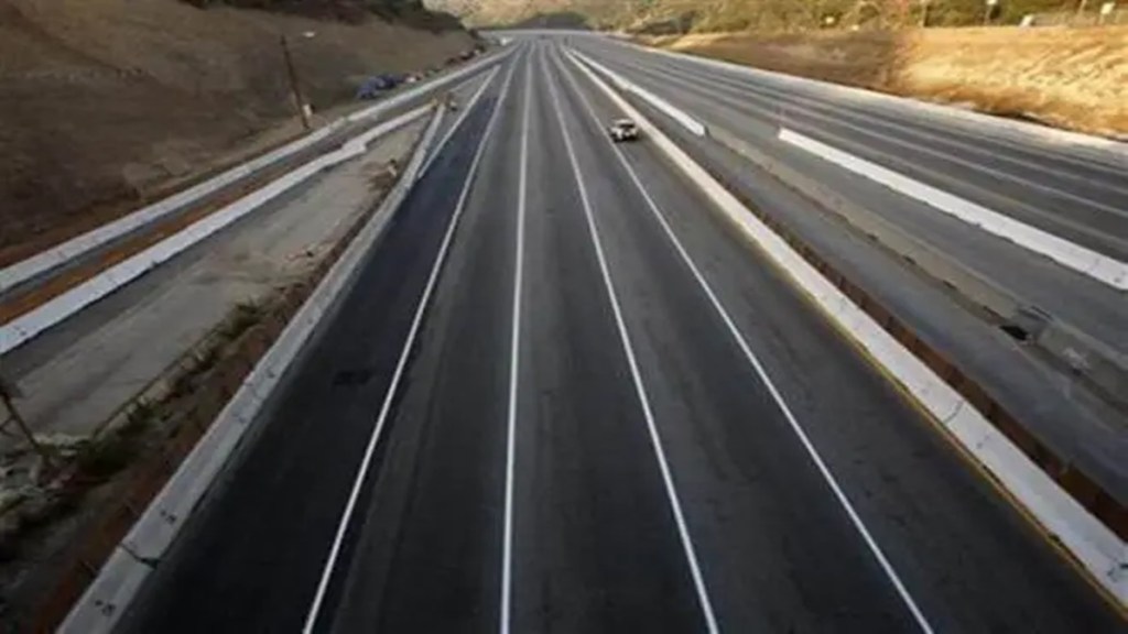 NHAI, highways, highway, TOT, NHIT, funds, road transport