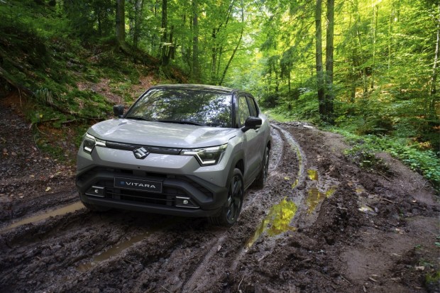 Maruti Suzuki e Vitara off-road (1)