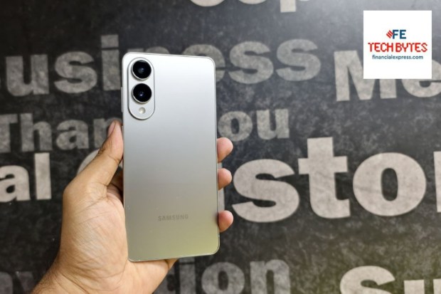 Samsung has unveiled the Galaxy S25 Edge, the most refined and slimmest device in the S25 series. Measuring a mere 5.8mm in thickness, this model combines sleek aesthetics with premium hardware.