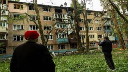 Russian drones attack Kyiv, apartment building hit, seven injured