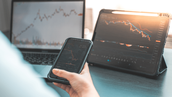 TCS share price fall, Glenmark stock rally