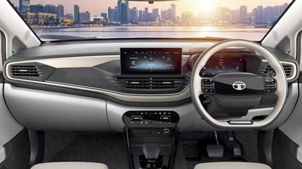 tata altroz facelift vs maruti suzuki baleno safety