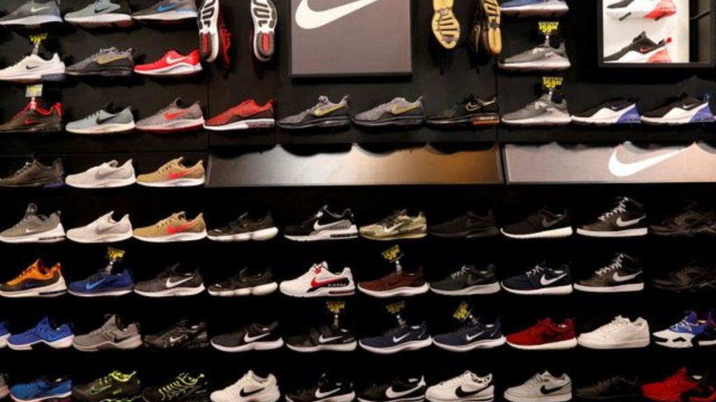 Now, in a bid to recapture market share from emerging competitors and reach more consumers, Nike is reentering the platform.