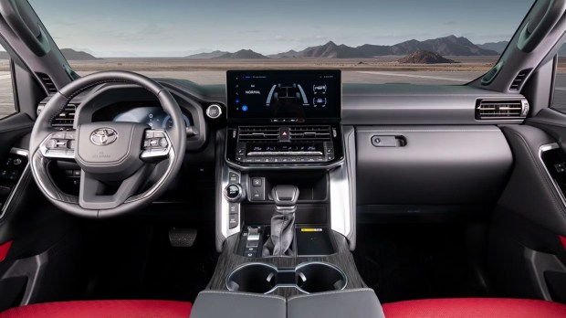 Land Cruiser 300 hybrid